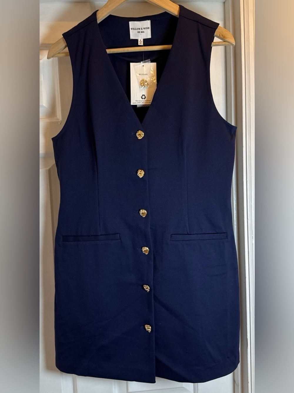 Willow & Wind Navy Sleeveless Goldtone Button Mini Dress Size Large NWT Career